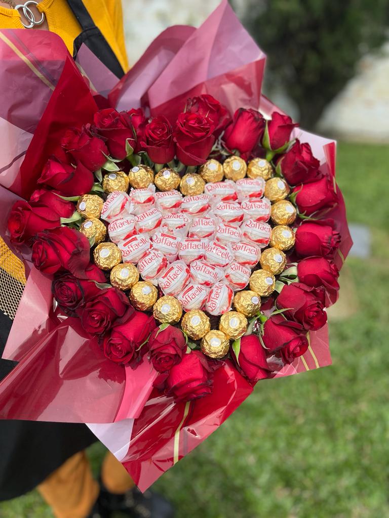 Buquê de Rosas com Ferrero E rafaello