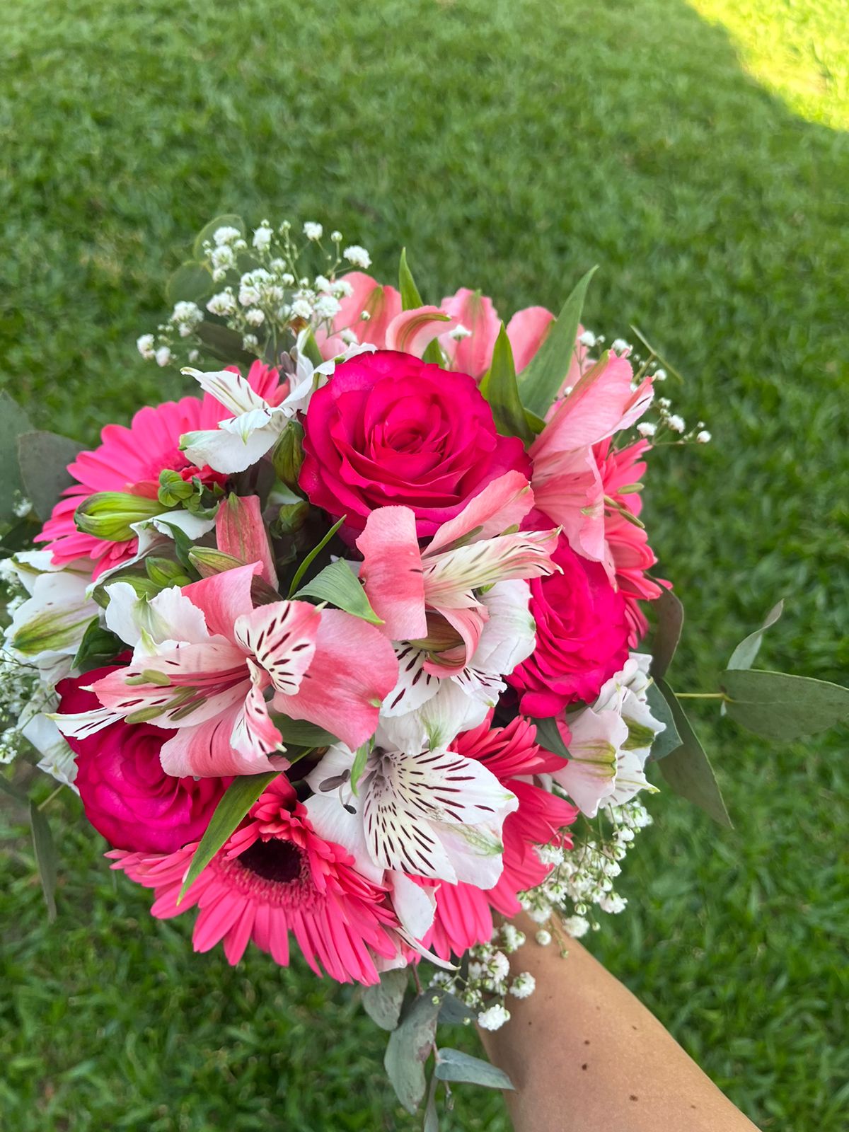 Buquê de Noiva monocromático rosa