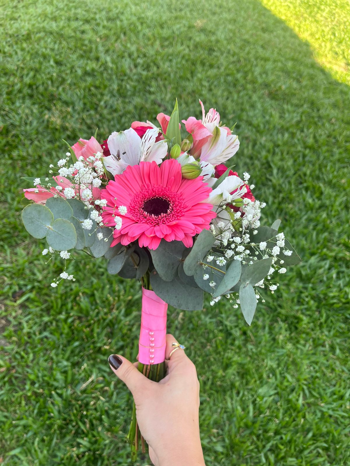 Buquê de Noiva monocromático rosa