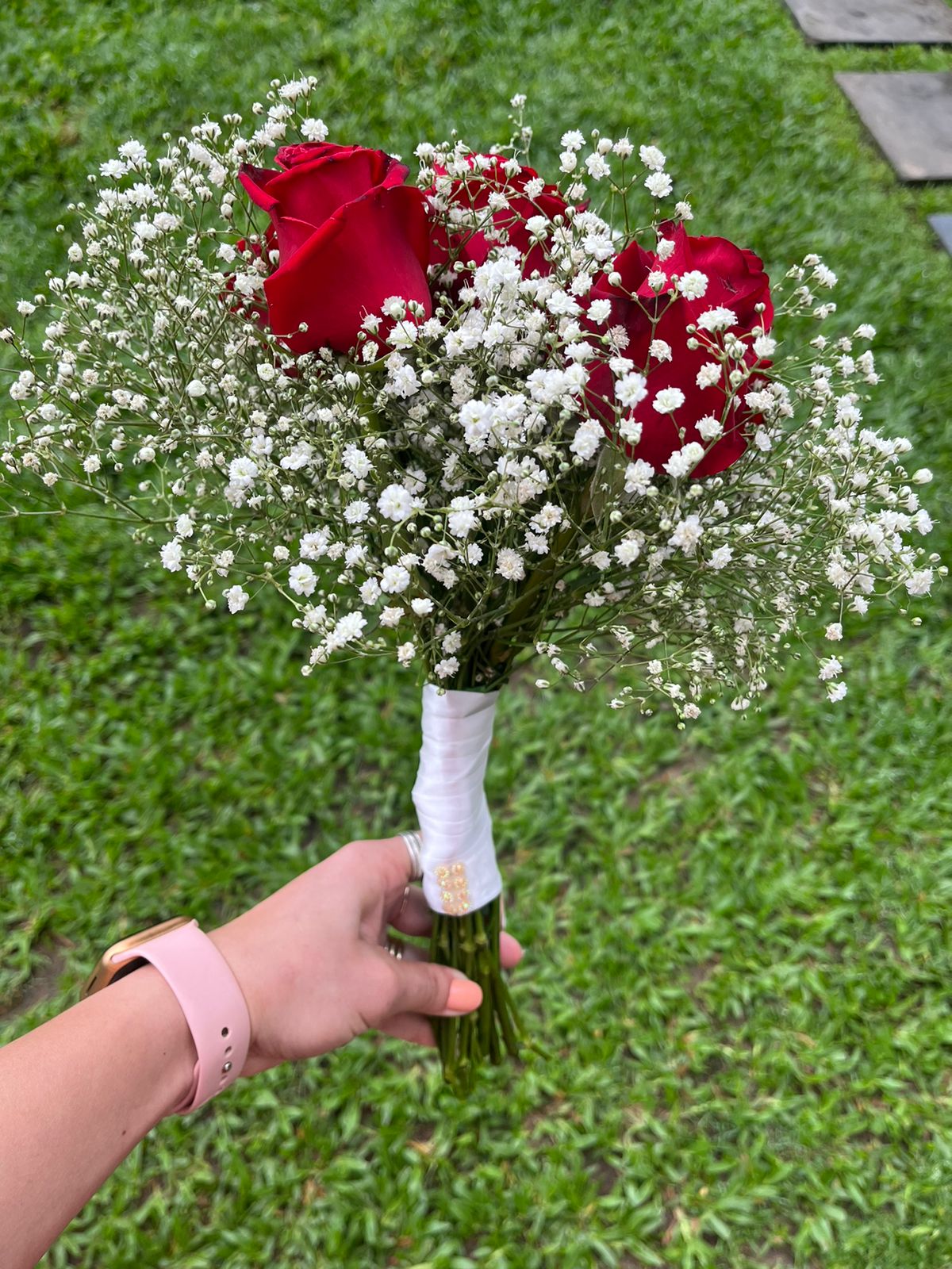 Buquê de Noivas Gipsófila Rosas